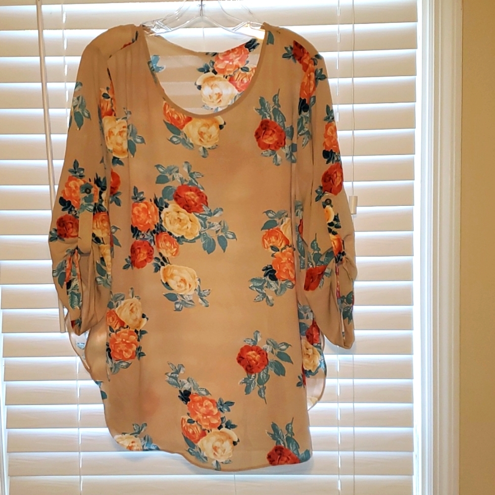 Floral top